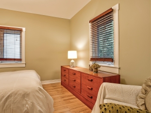 master-bedroom-1-charming-updated-18-queen-street-guelph
