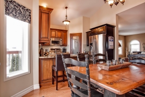 4-32-paulstown-gorgeous-carson-reid-south-guelph-dining-room-kitchen