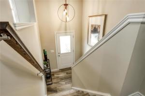 guelph east end luxury executive townhome 66 eastview foyer image