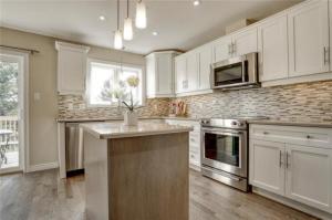 guelph east end luxury executive townhome 66 eastview kitchen image